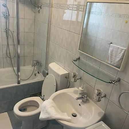 Apartment Lovro *