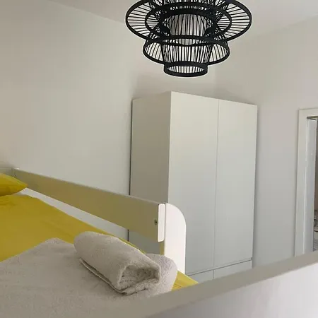 Apartment Lovro